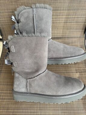 UGG Gray Short Suede Shearling Boots with Back Ribbon Detail